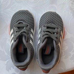 Adidas baby tennis shoes